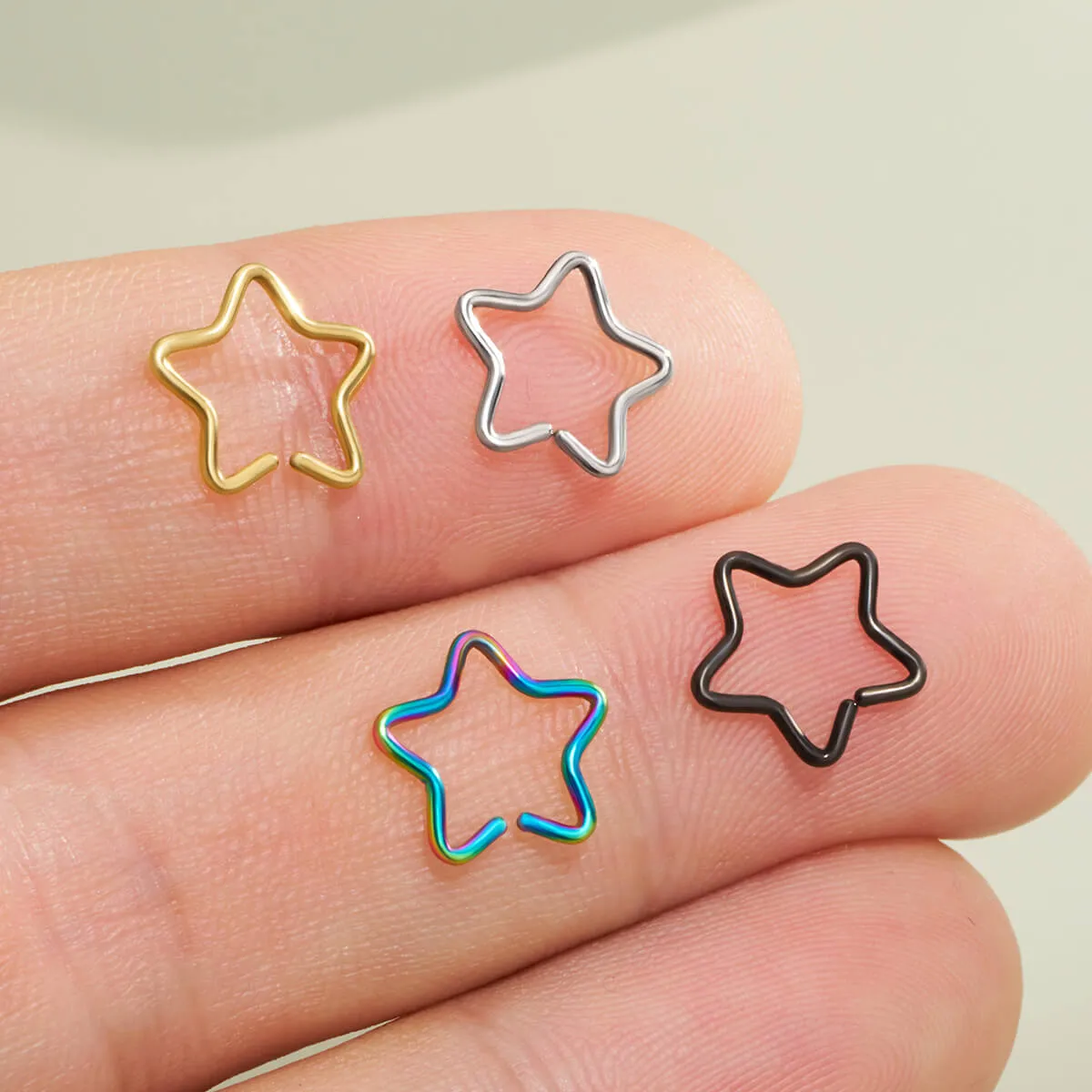 2PCS 20G Titanium Star Seamless Nose Ring