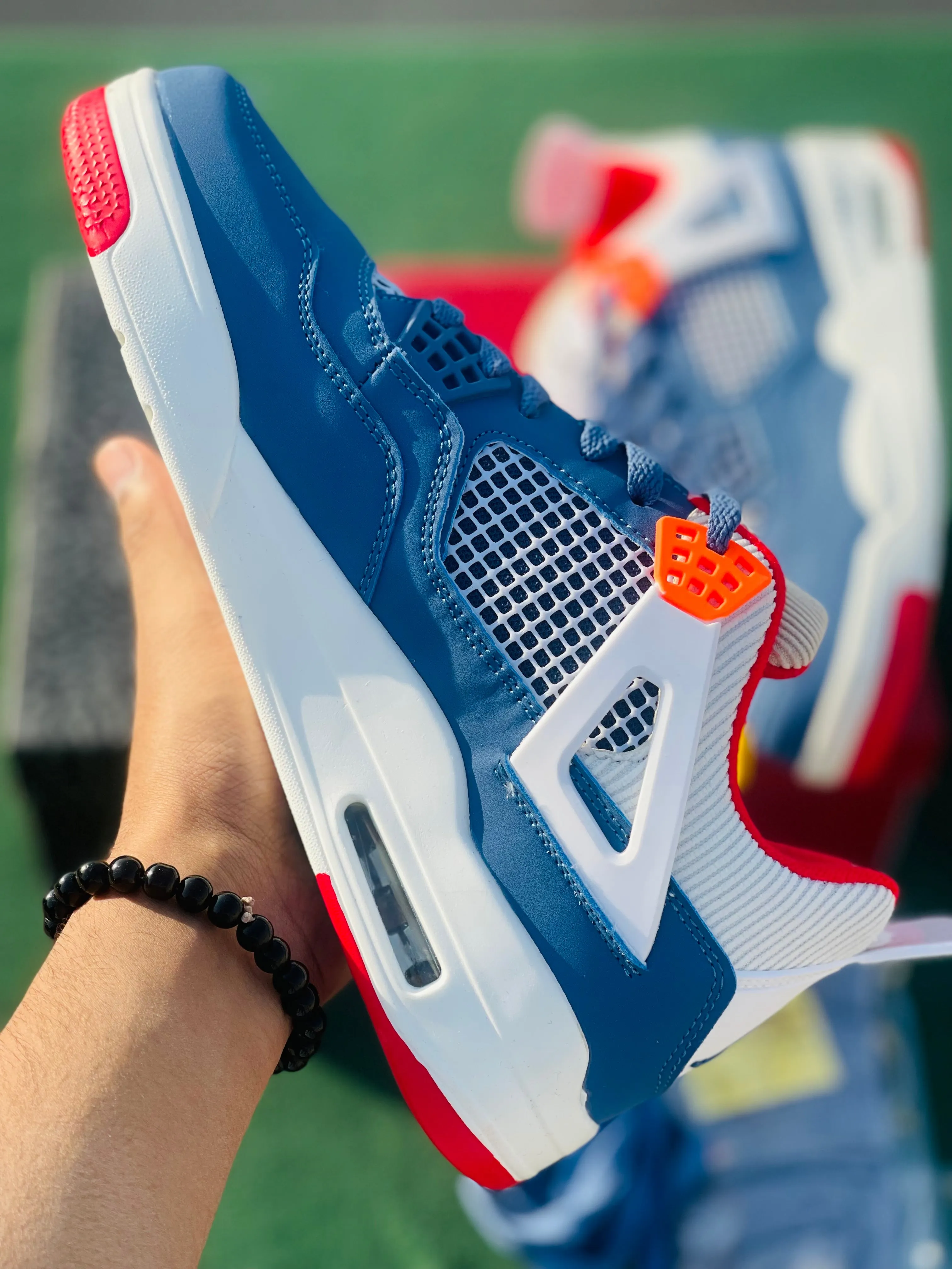 AIR JORDAN RETRO 4-Messy Room