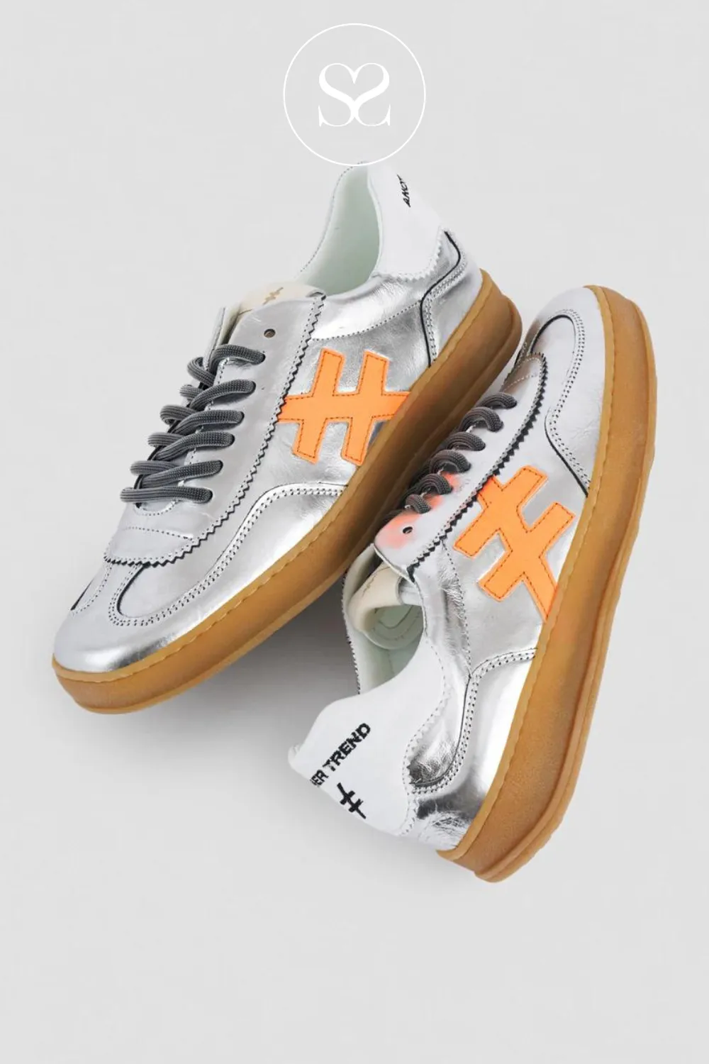 ANOTHER TREND A032 ICONIC SILVER METALLIC LEATHER TRAINER