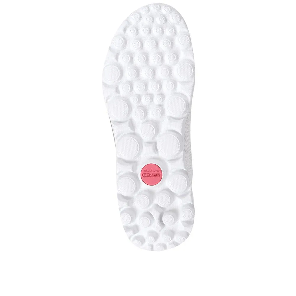 GOwalk Slip-On Trainers - SKE37003 / 323 475
