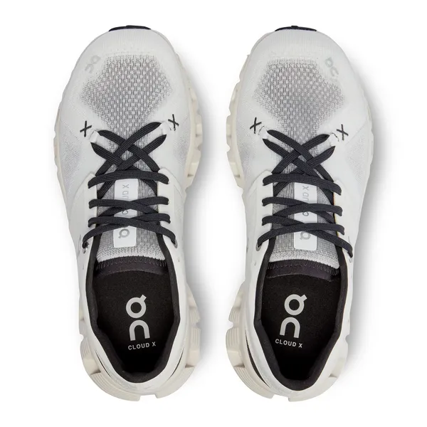 LADIES ON CLOUD X 3- WHITE/BLACK