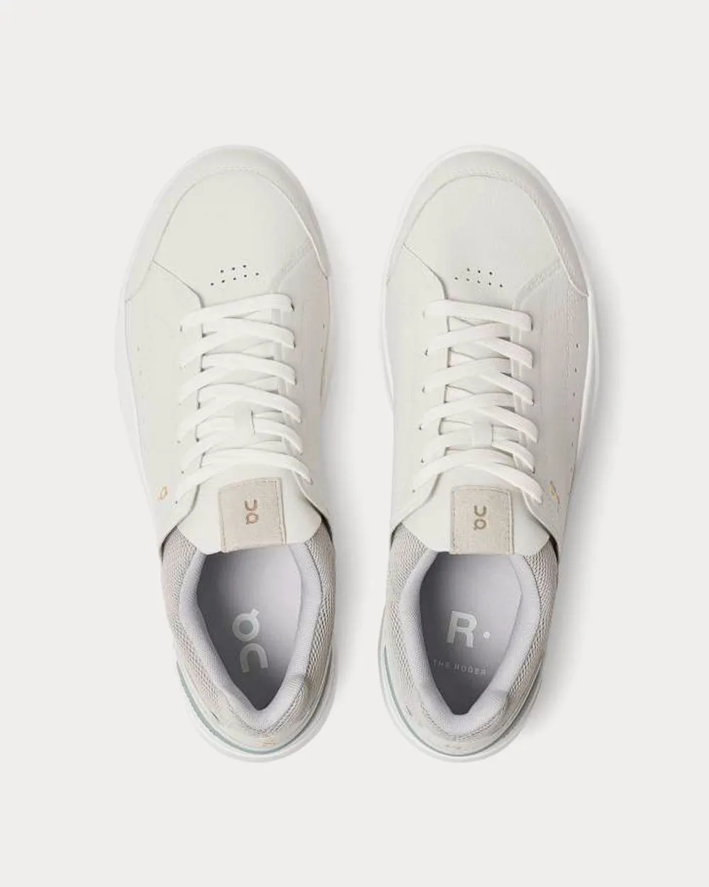The Rodger Centre Court Ice / Phantom Low Top Sneakers