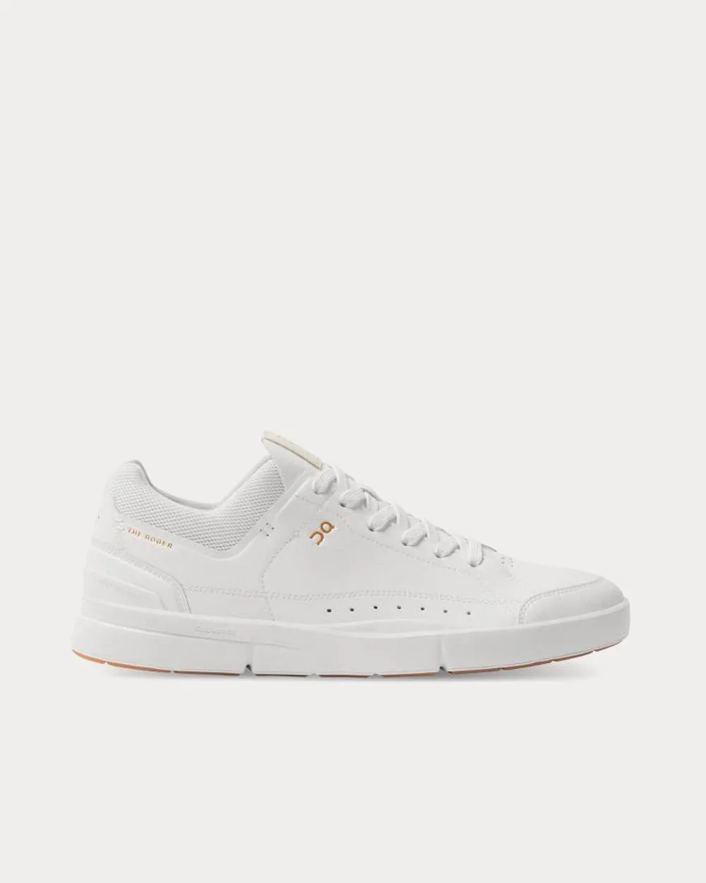 The Rodger Centre Court White / Gum Low Top Sneakers