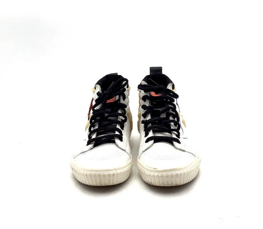 Vans Men's White Athletic Shoes - Size 9.5